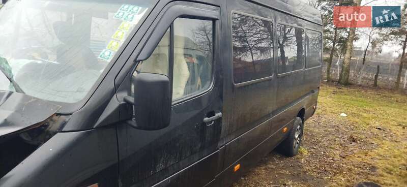 Мікроавтобус Mercedes-Benz Sprinter 2005 в 
