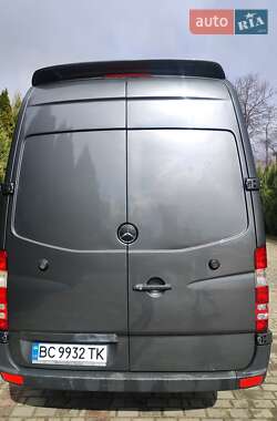 Грузовой фургон Mercedes-Benz Sprinter 2015 в 