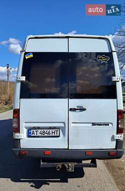 Микроавтобус Mercedes-Benz Sprinter 2004 в 