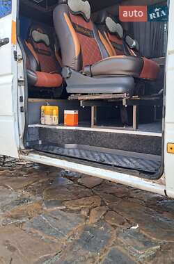 Микроавтобус Mercedes-Benz Sprinter 2004 в 