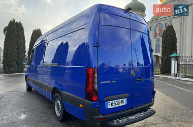 Грузовой фургон Mercedes-Benz Sprinter 2021 в 