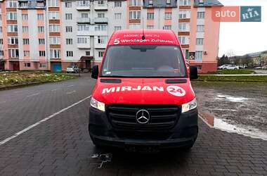 Грузовой фургон Mercedes-Benz Sprinter 2021 в 