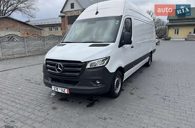 Вантажний фургон Mercedes-Benz Sprinter 2019 в 