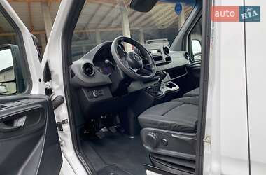 Грузовой фургон Mercedes-Benz Sprinter 2019 в 