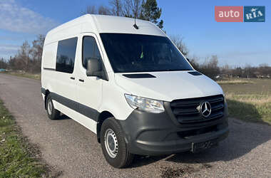 Вантажопасажирський фургон Mercedes-Benz Sprinter 2020 в 
