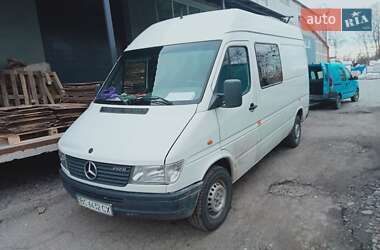 Грузовой фургон Mercedes-Benz Sprinter 1999 в 