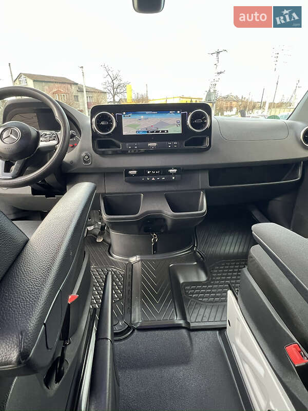 Автовоз Mercedes-Benz Sprinter 2019 в Луцьку