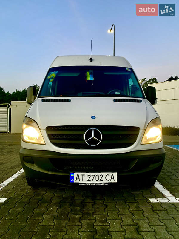 Микроавтобус Mercedes-Benz Sprinter 2006 в 