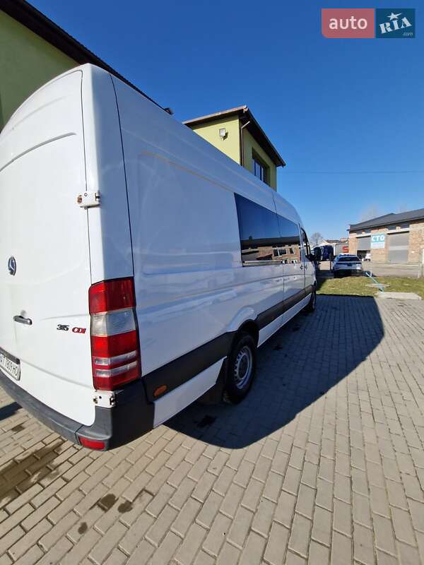 Микроавтобус Mercedes-Benz Sprinter 2006 в Ивано-Франковске