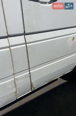 Грузовой фургон Mercedes-Benz Sprinter 2006 в 
