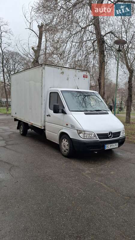 Mercedes-Benz Sprinter 2004