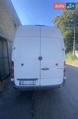 Грузовой фургон Mercedes-Benz Sprinter 2012 в 