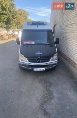 Грузовой фургон Mercedes-Benz Sprinter 2012 в 