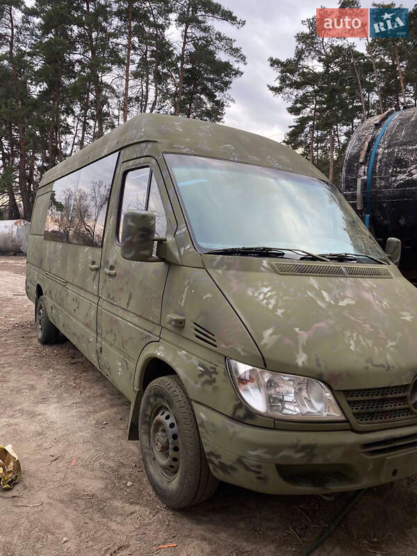 Грузопассажирский фургон Mercedes-Benz Sprinter 2005 в 