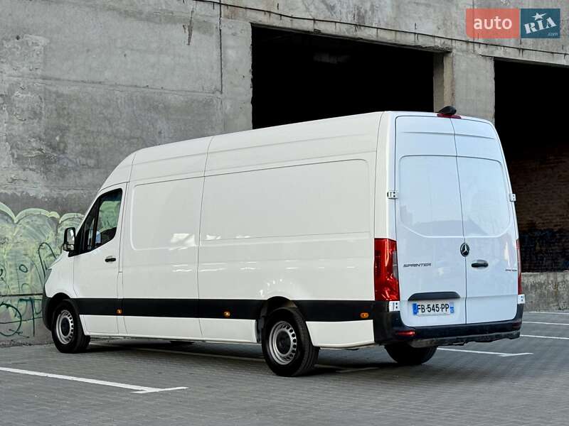 Вантажний фургон Mercedes-Benz Sprinter 2018 в Тернополі