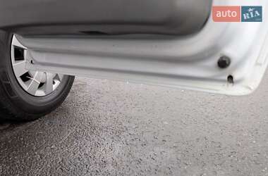 Грузовой фургон Mercedes-Benz Sprinter 2011 в 