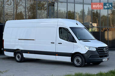 Грузовой фургон Mercedes-Benz Sprinter 2021 в 