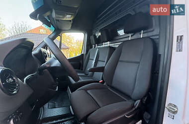 Грузовой фургон Mercedes-Benz Sprinter 2021 в 
