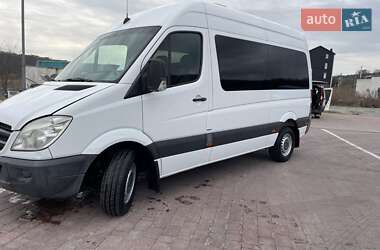 Грузовой фургон Mercedes-Benz Sprinter 2014 в 