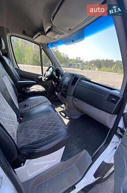 Грузовой фургон Mercedes-Benz Sprinter 2016 в 