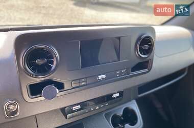 Вантажний фургон Mercedes-Benz Sprinter 2020 в 