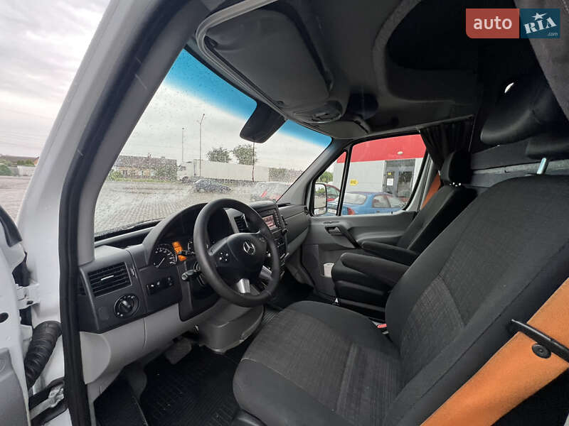 Автовоз Mercedes-Benz Sprinter 2017 в Нововолинську