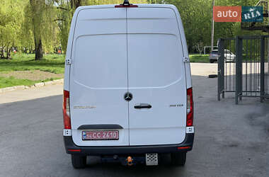 Грузовой фургон Mercedes-Benz Sprinter 2020 в 