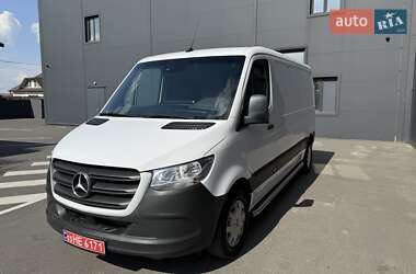Грузовой фургон Mercedes-Benz Sprinter 2020 в 
