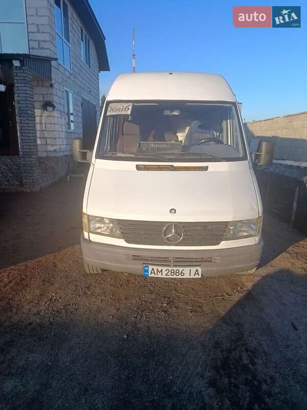 Мікроавтобус Mercedes-Benz Sprinter 1998 в Олевську