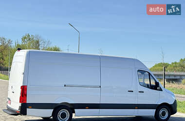 Вантажний фургон Mercedes-Benz Sprinter 2021 в 