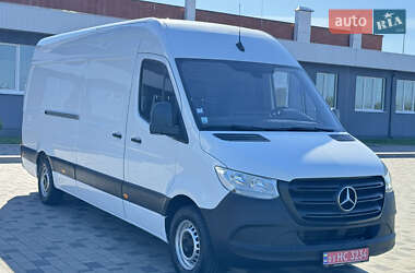 Вантажний фургон Mercedes-Benz Sprinter 2021 в 