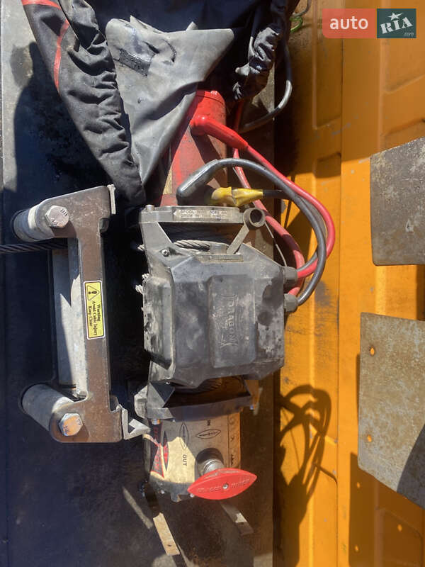 Эвакуатор Mercedes-Benz Sprinter 2004 в Одессе фото 8 Эвакуатор Mercedes-Benz Sprinter 2004 в Одессе