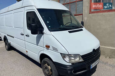 Вантажний фургон Mercedes-Benz Sprinter 2001 в 