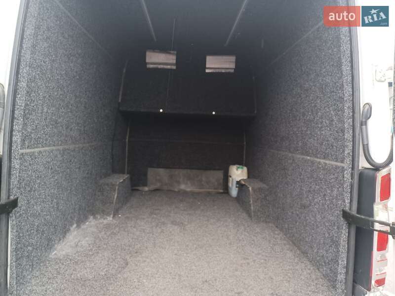 Микроавтобус Mercedes-Benz Sprinter 2012 в Рахове