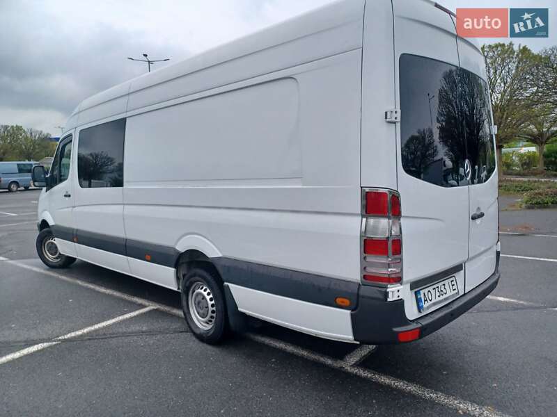 Микроавтобус Mercedes-Benz Sprinter 2012 в Рахове