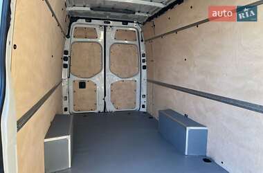Вантажний фургон Mercedes-Benz Sprinter 2020 в 