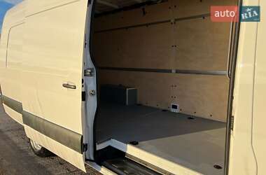 Вантажний фургон Mercedes-Benz Sprinter 2020 в 