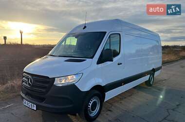 Вантажний фургон Mercedes-Benz Sprinter 2020 в 