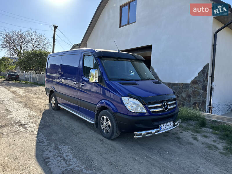 Вантажний фургон Mercedes-Benz Sprinter 2012 в 