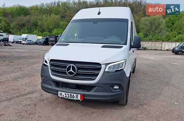 Грузовой фургон Mercedes-Benz Sprinter 2020 в 