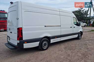 Грузовой фургон Mercedes-Benz Sprinter 2020 в 