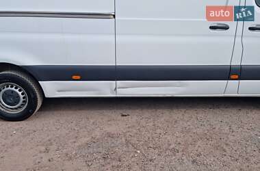 Грузовой фургон Mercedes-Benz Sprinter 2020 в 
