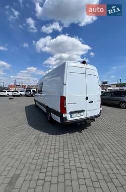 Грузовой фургон Mercedes-Benz Sprinter 2019 в 