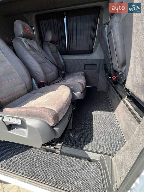 Вантажний фургон Mercedes-Benz Sprinter 2019 в Чернівцях