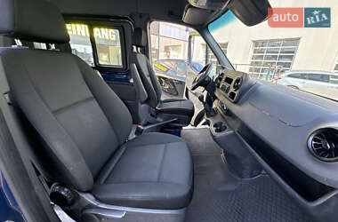 Вантажопасажирський фургон Mercedes-Benz Sprinter 2020 в 