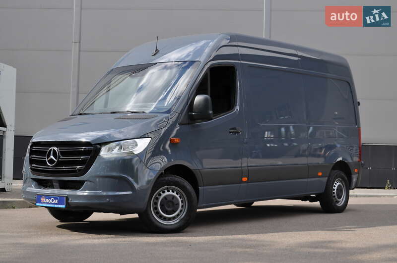 Mercedes-Benz Sprinter 2021