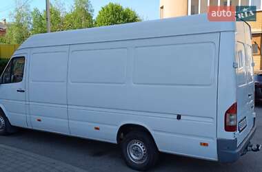 Вантажний фургон Mercedes-Benz Sprinter 2005 в 