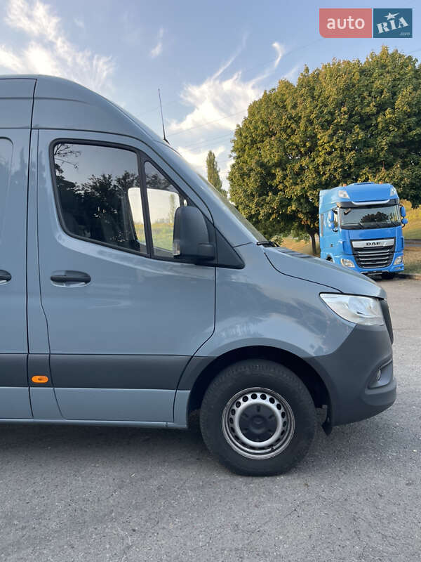 Вантажний фургон Mercedes-Benz Sprinter 2021 в Рівному