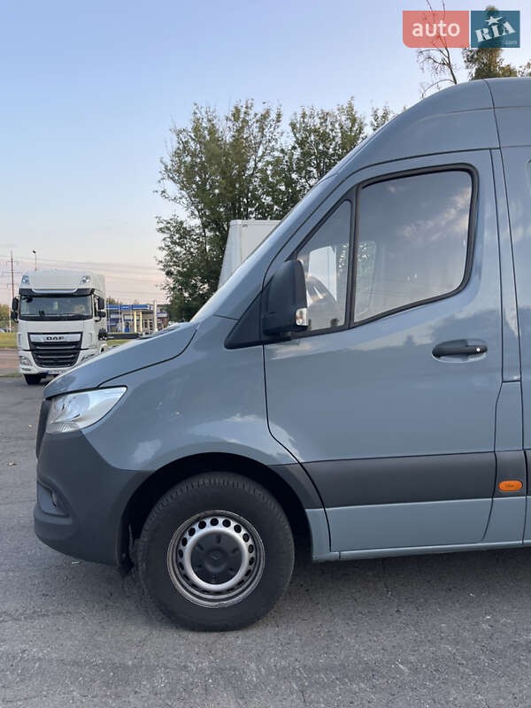 Вантажний фургон Mercedes-Benz Sprinter 2021 в Рівному