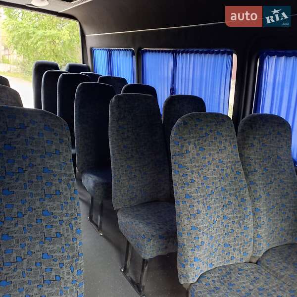 Мікроавтобус Mercedes-Benz Sprinter 2003 в Дніпрі